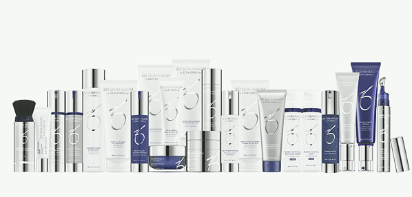 シルバーと白を基調とした洗練されたデザインの化粧品容器が、多種類まとめて配置されたブランド製品ラインナップ